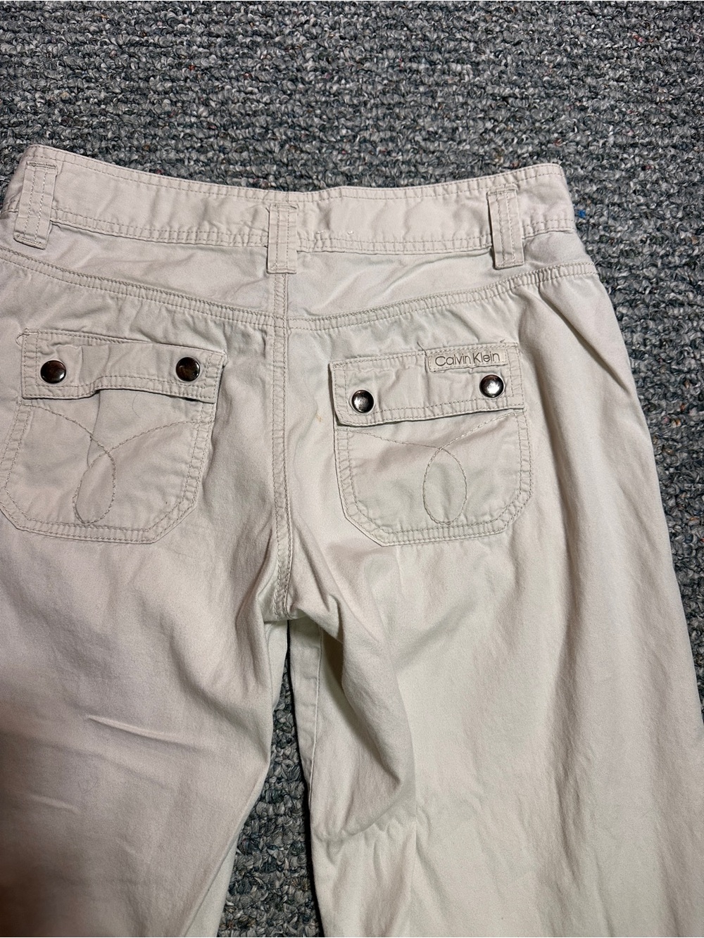 Y2K Calvin Klein Jeans Cream Cargo Crop Capris Pants Mid Rise - Picture 6 of 6
